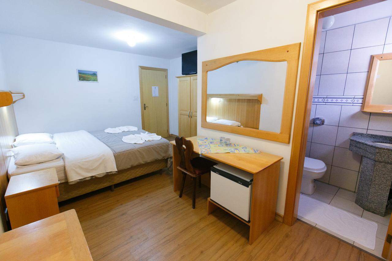 Hotel 13 Linden Treze Tilias Bagian luar foto
