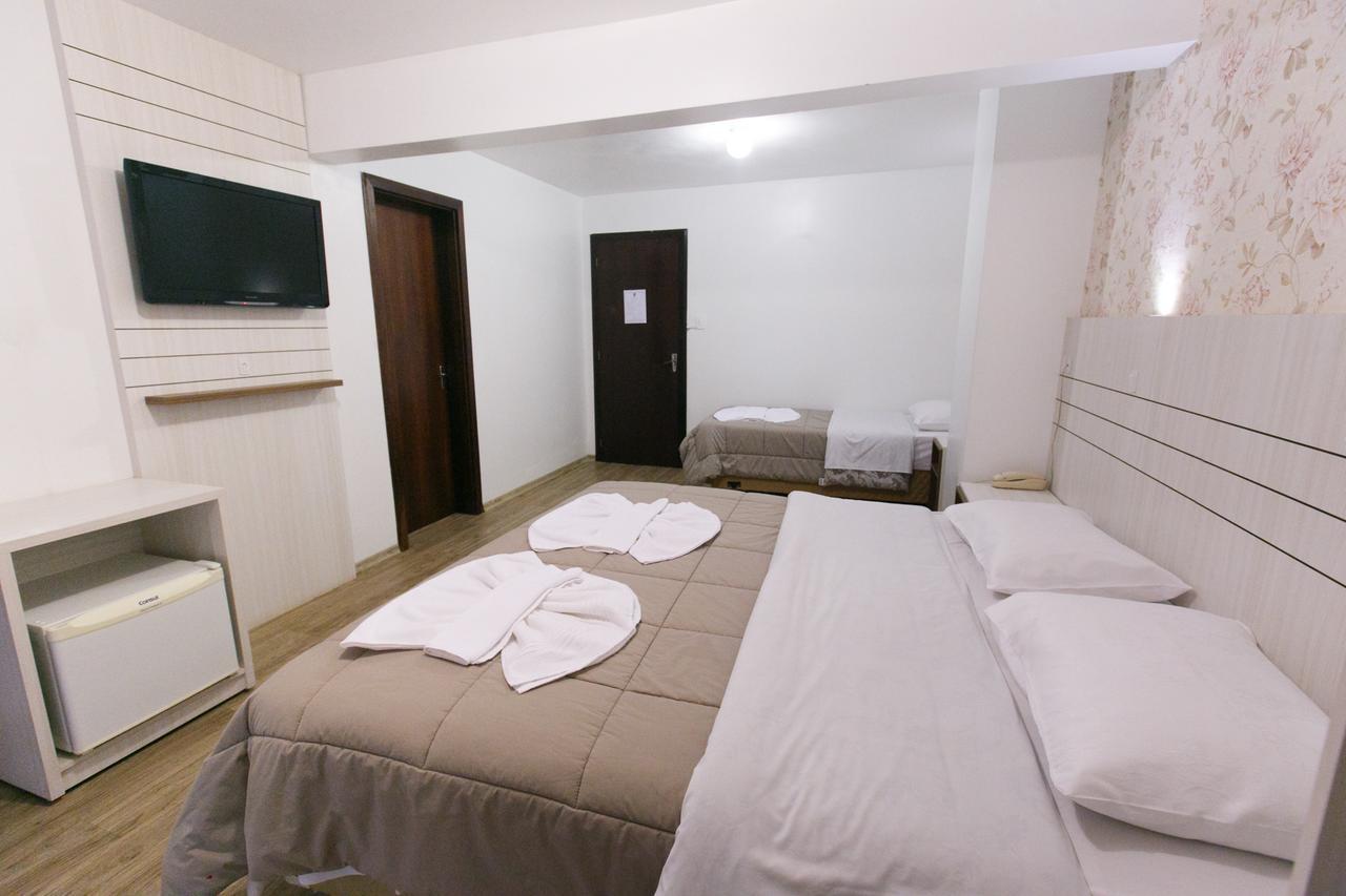 Hotel 13 Linden Treze Tilias Bagian luar foto