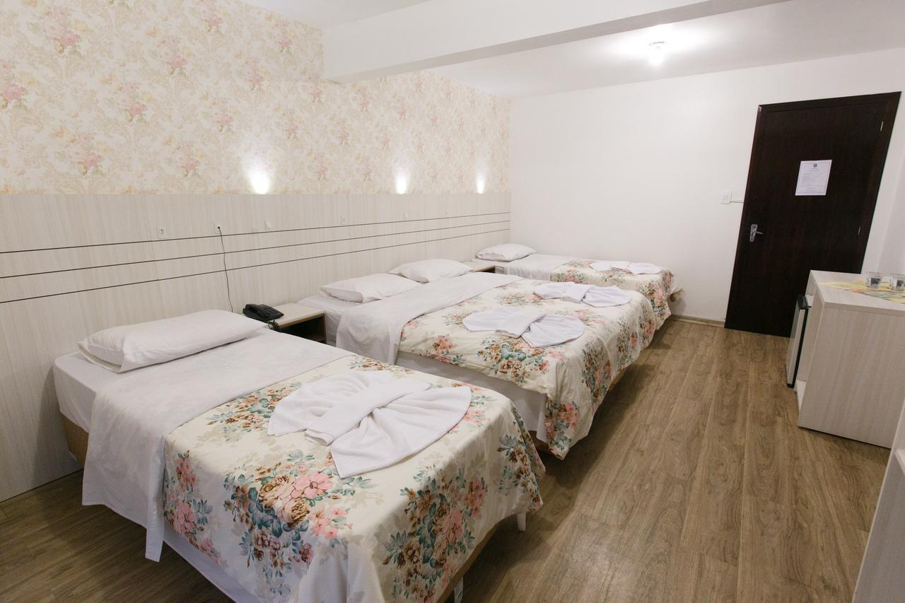 Hotel 13 Linden Treze Tilias Bagian luar foto