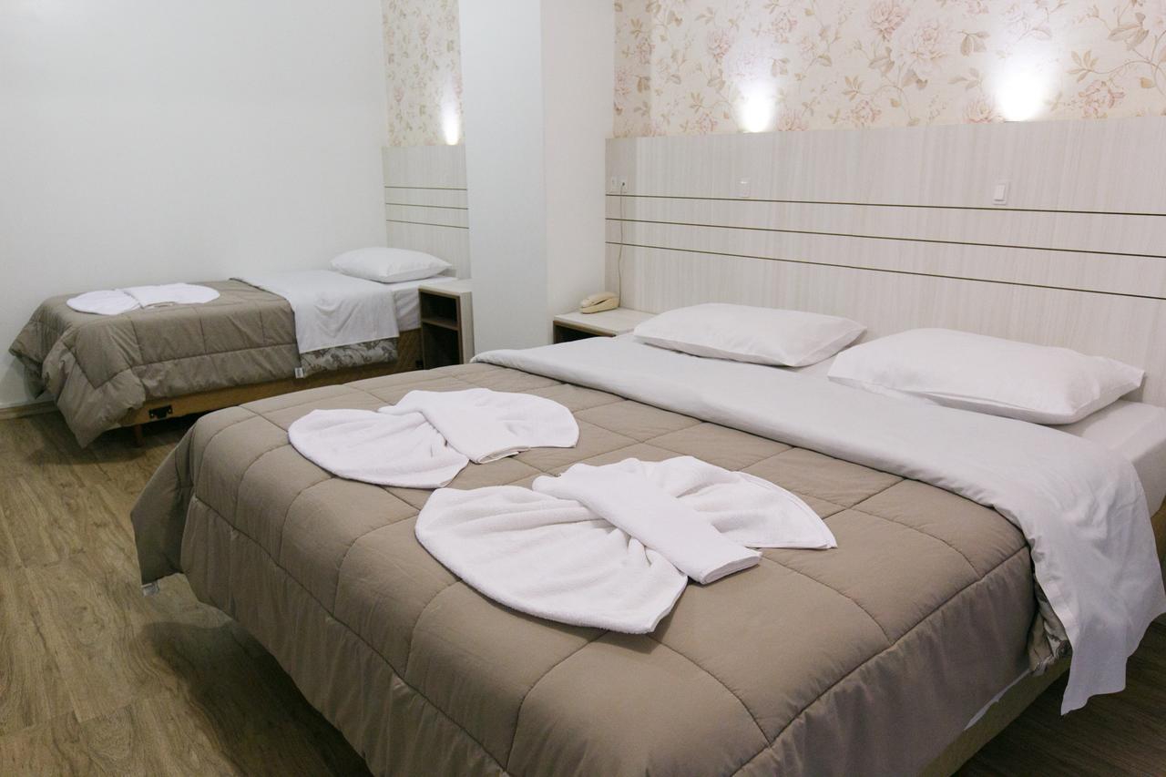 Hotel 13 Linden Treze Tilias Bagian luar foto